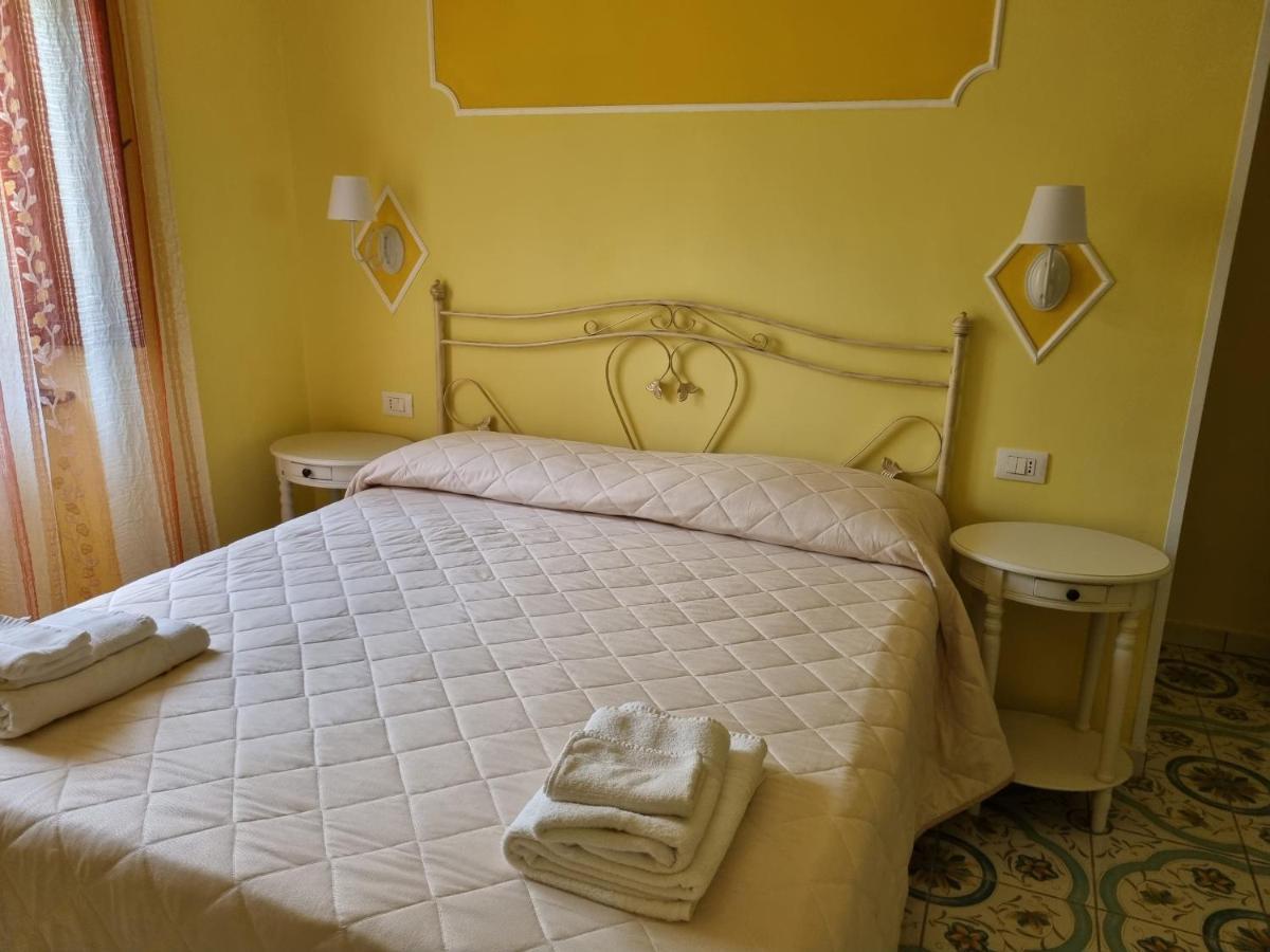 Il Ruscello Bed and Breakfast Maratea Eksteriør billede